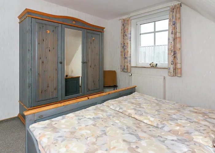 Haus Strandlooper Апартаменты Нойхарлингерзиль